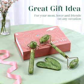 BAIMEI IcyMe gift-ready set for skincare lovers and self-care.