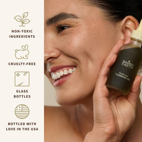 BAMBU EARTH Sunflower Cleansing Oil close-up texture suggesting a silky cleansing experience.