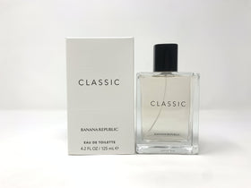 Banana Republic Classic bottle packaging and 4.2 oz size, ideal for gifting or travel.