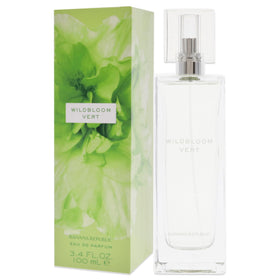 Banana Republic Wildbloom Vert lifestyle scene suggests versatile daytime elegance.