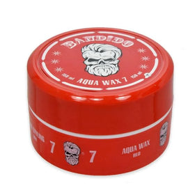 Bandido Aqua Wax 7 hands applying wax for versatile shape