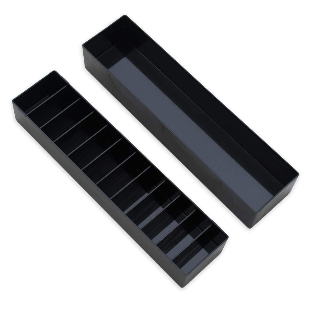 BarberMate snap on lid secures blades between clients.