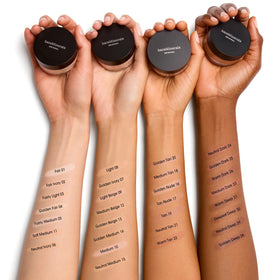 Dermatologist-tested vegan formula suitable for sensitive skin.