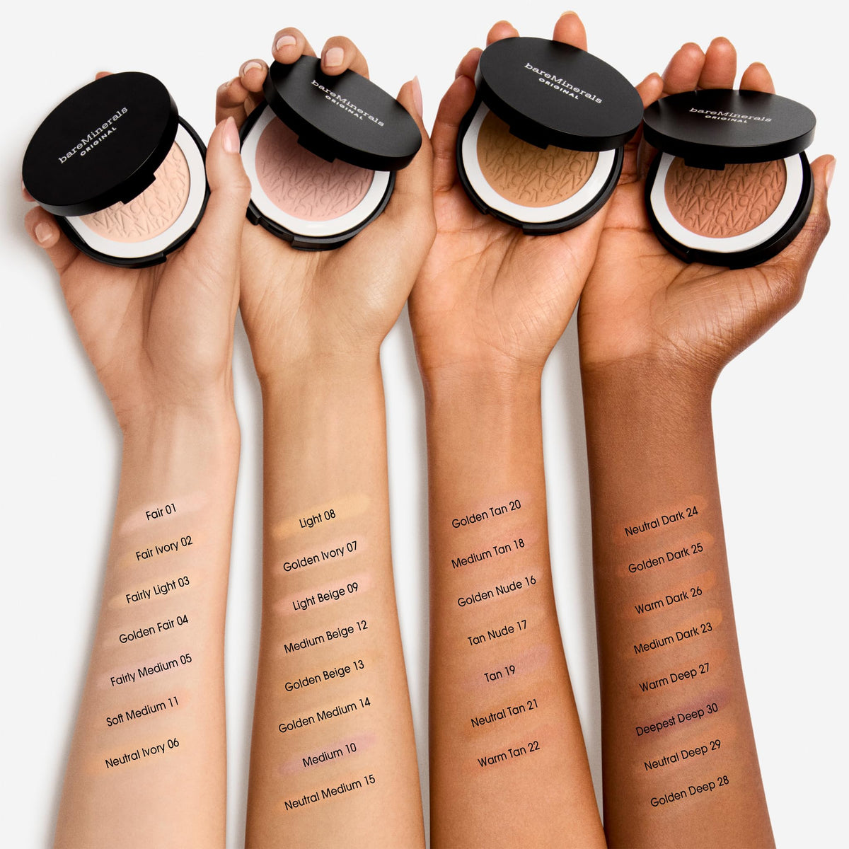 bareMinerals Original clean formula supports non-comedogenic use.