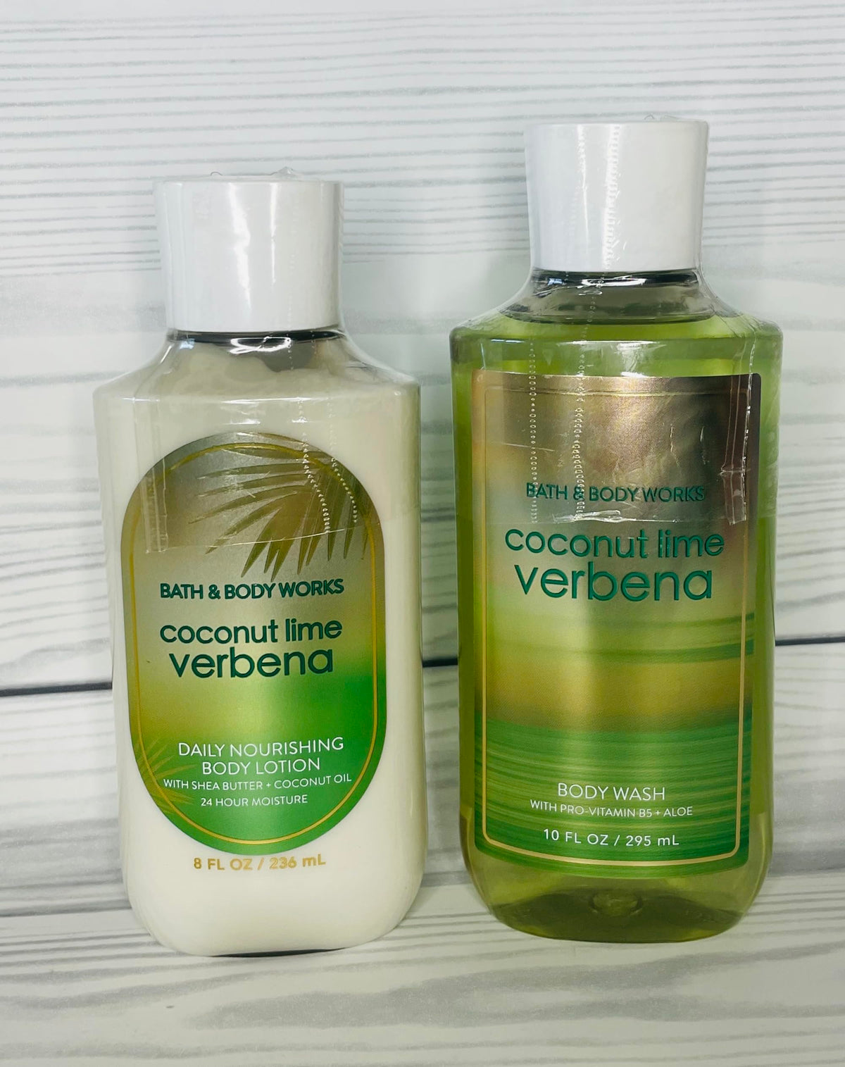Bath and Body Works Coconut Lime Verbena gel wash bottle, refreshing cleanse with Pro-Vitamin B5 and Aloe.