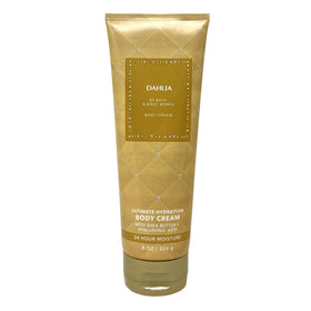 Bath & Body Works Dahlia texture closeup shows creamy consistency and nourishing feel