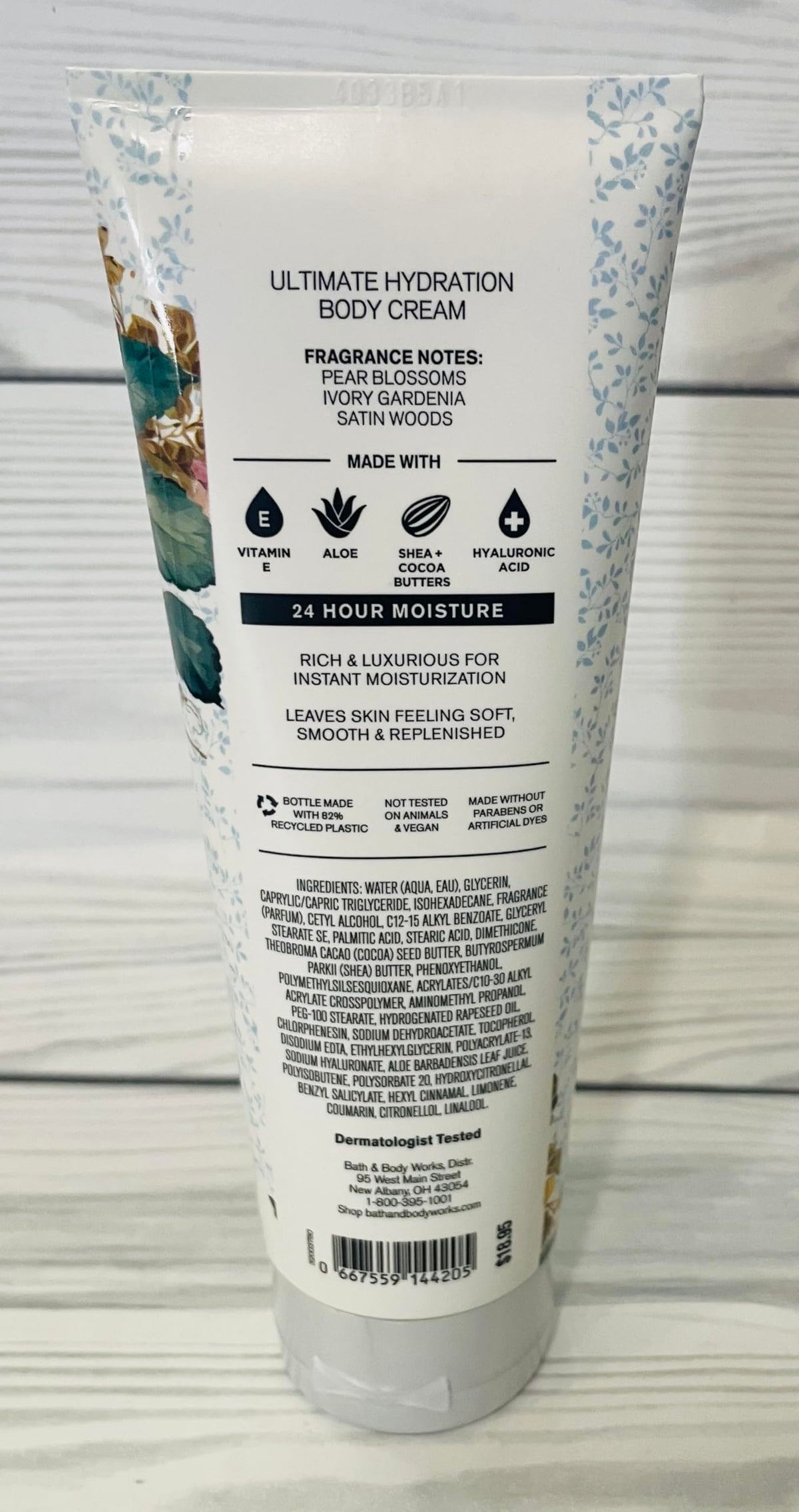 Bath & Body Works Dressed In White body cream back view, perfect for daily nourishment and scent.