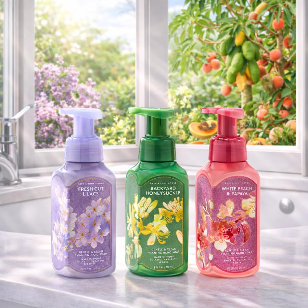 Bath & Body Works White Peach & Papaya bottle offers juicy aroma for daily cleansing