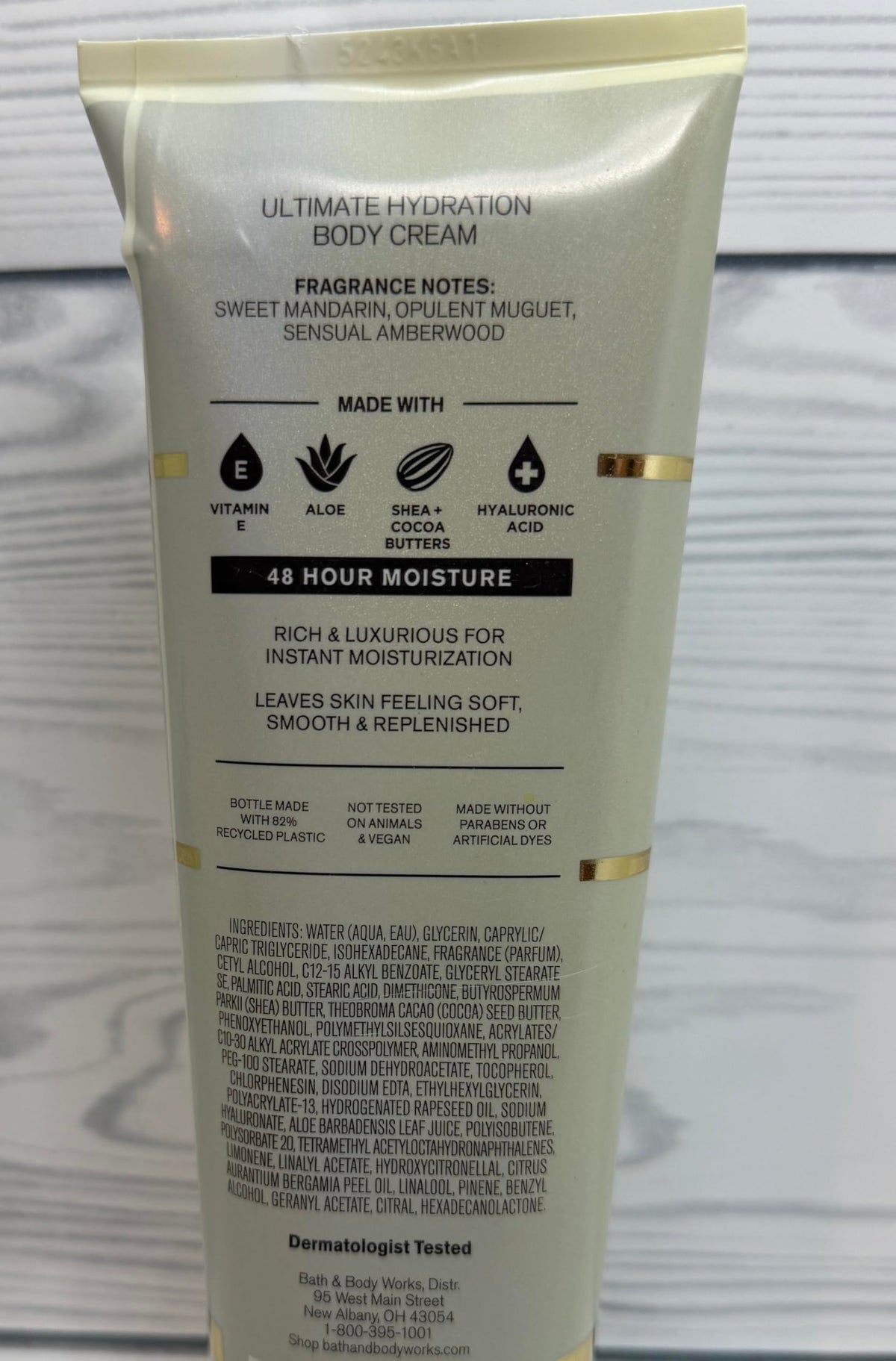 Two-pack display of Bath & Body Works Infinite Radiance cream offering daily moisture