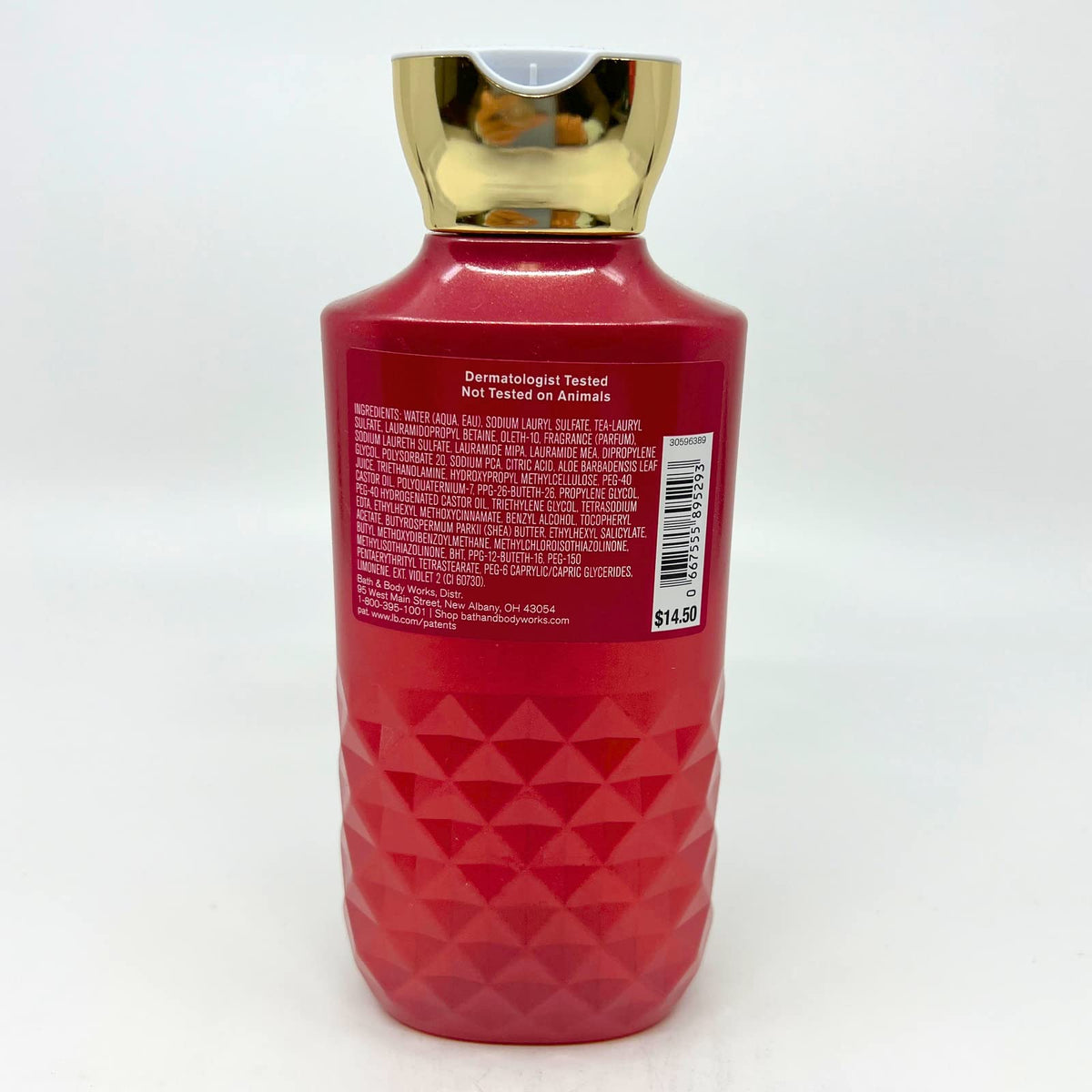 Bath and Body Works Strawberry Pound Cake fragrance notes highlight strawberry, shortcake, whipped cream