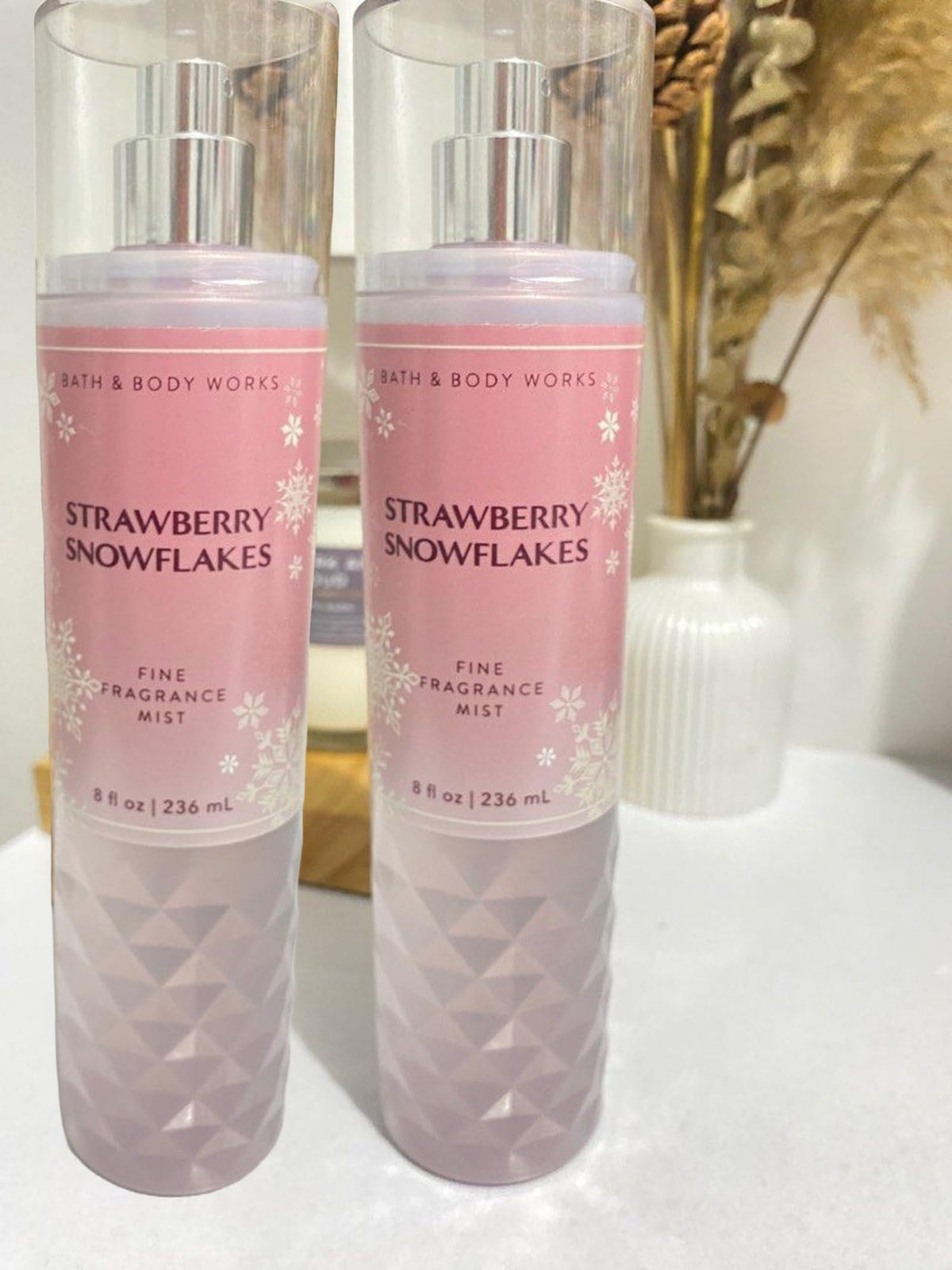 Strawberry Snowflakes gift set packaging ideal for gifting