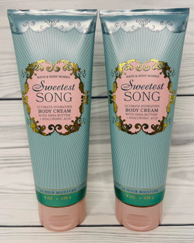 Bath & Body Works Sweetest Song close-up of fragrance notes and texture.