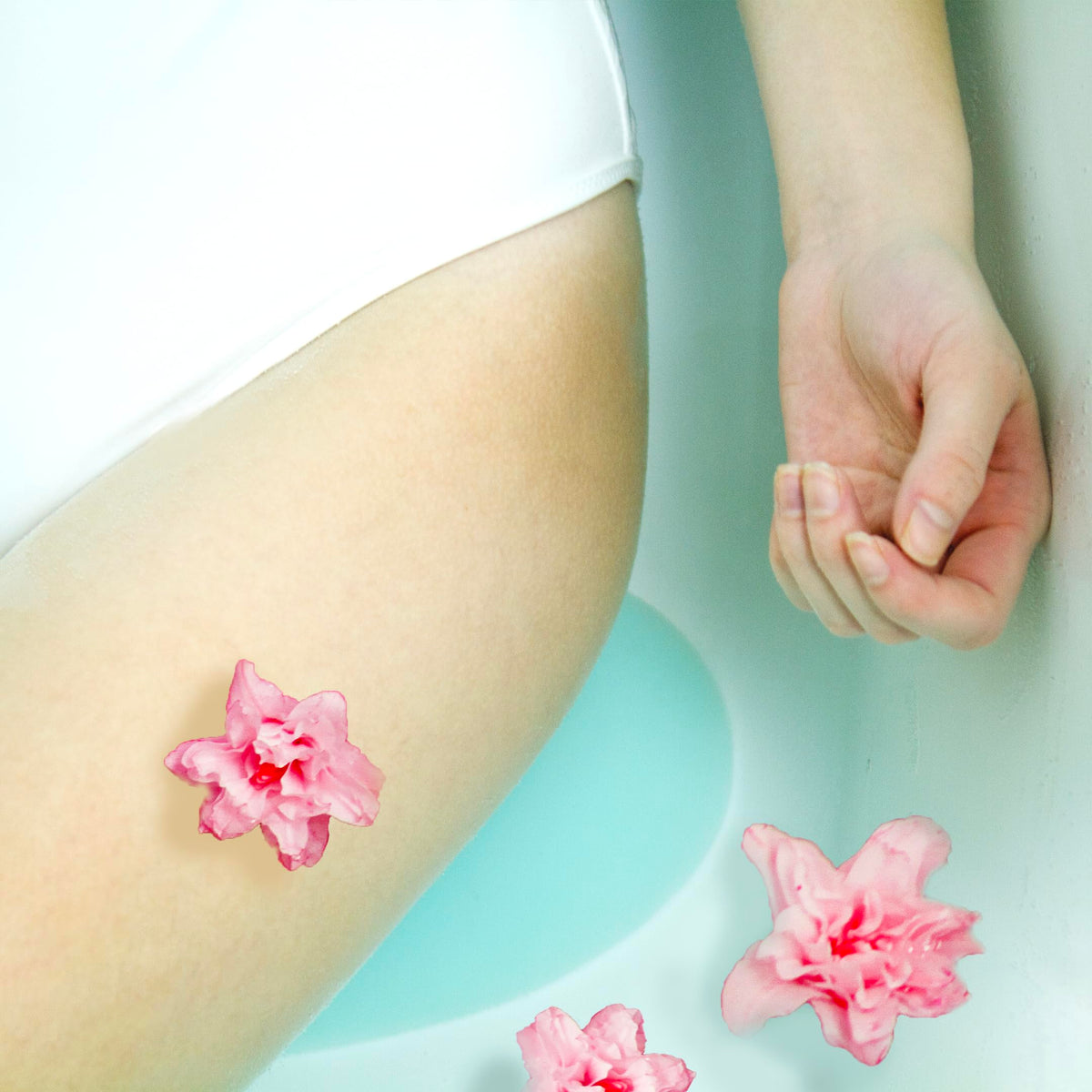 Heavy-duty silicone Bath Bean provides lasting comfort during long soaks.