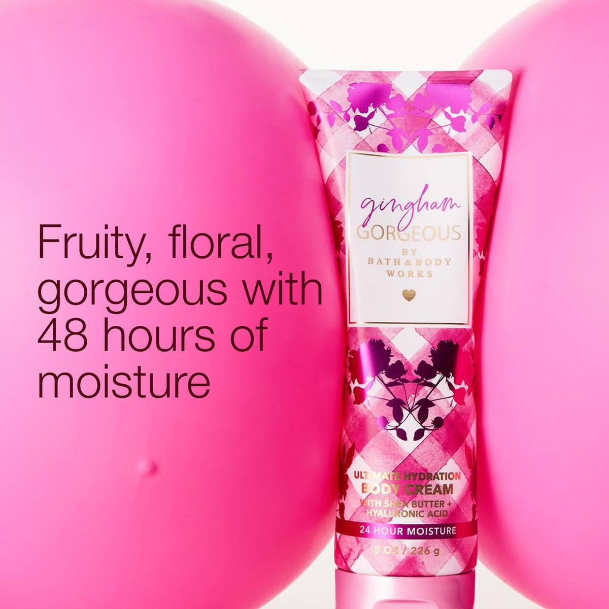 Bath & Body Works Gingham Gorgeous fragrance swirls with pink strawberries and floral notes.