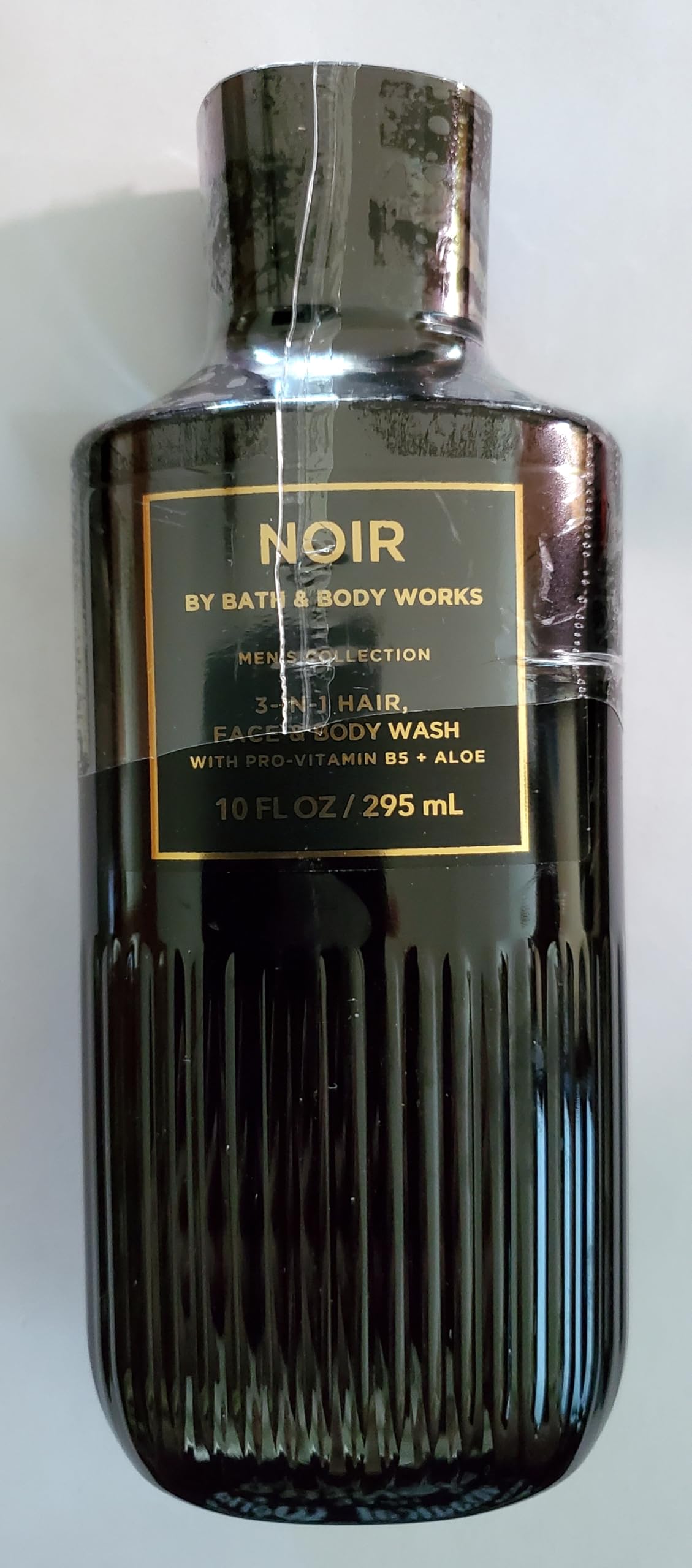 Bath & Body Works Noir wash close-up highlights creamy lather and hydrating formula
