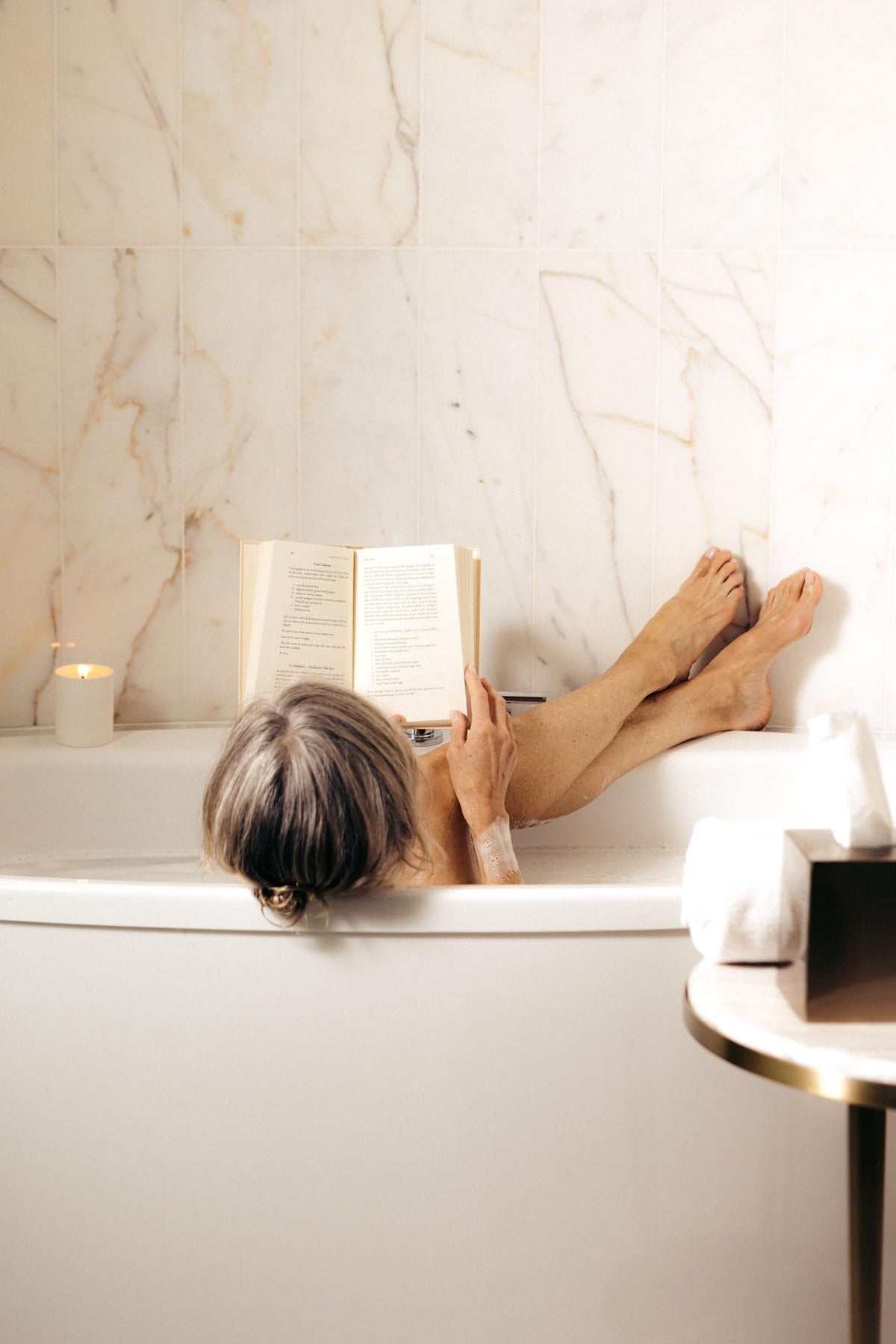 Bathorium Ancient Oat Hydration Crush pH-balanced label highlights comfort and skin-friendly design.