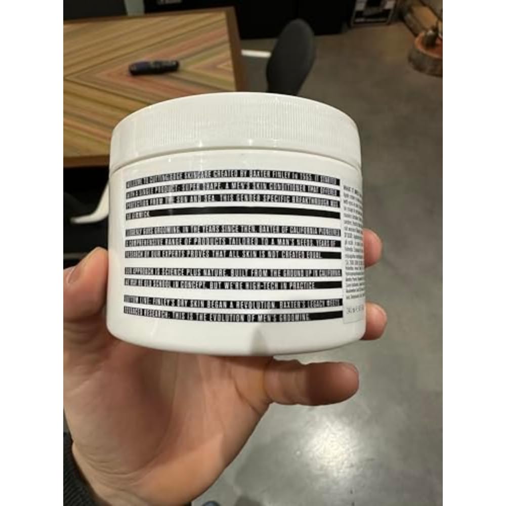Baxter of California brand packaging 8oz with premium masculine presentation