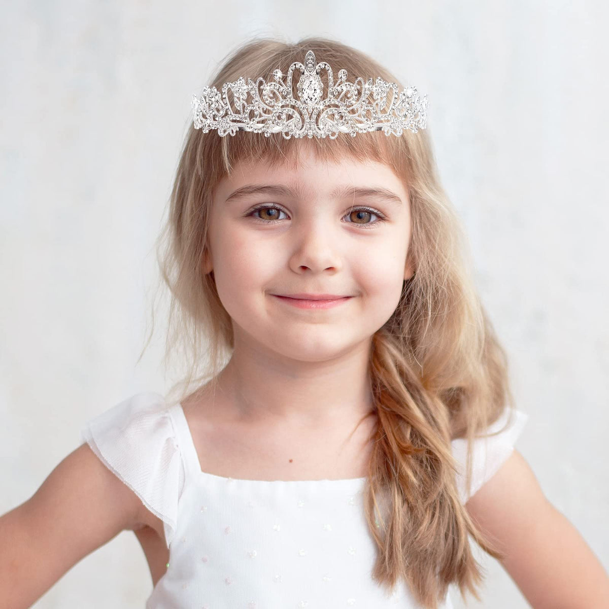 BBTO bachelorette party crowns shimmer for photo-worthy moments