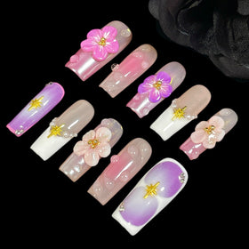 BByogooz glossy French-tip nails deliver a timeless look with modern flair.