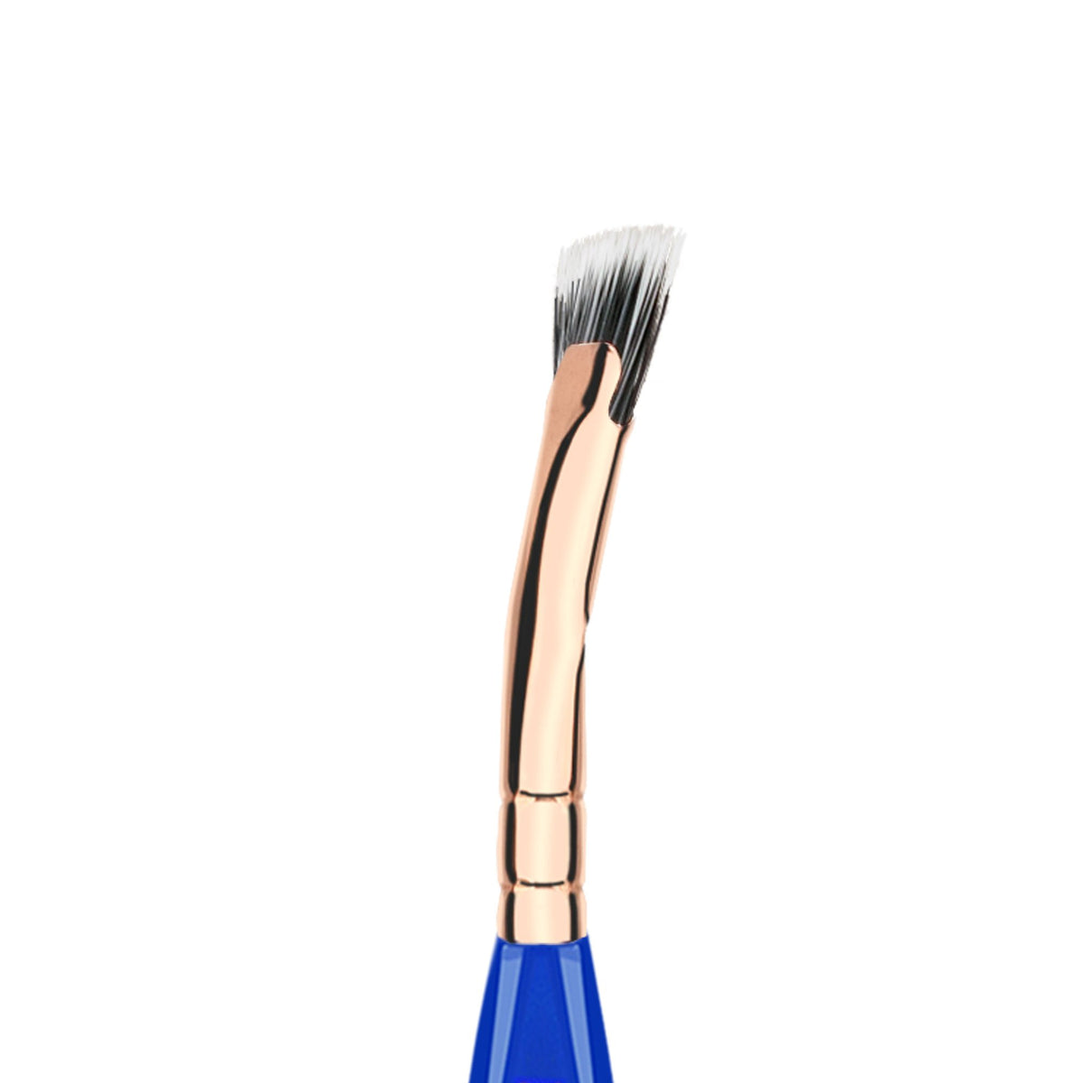 Bdellium Tools vegan synthetic bristles glide softly for clump-free mascara application