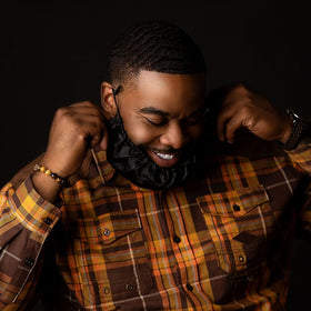 Stretchy ear straps on Beard Bonnet provide comfortable long wear.