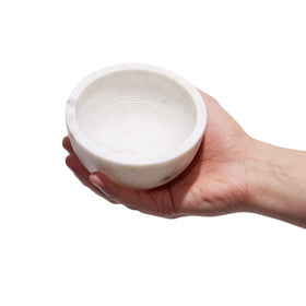 Beau Brummell marble shaving bowl heats naturally for a warmer shave.