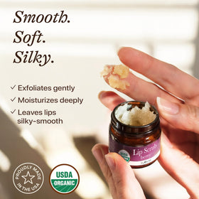 Beauty by Earth Berry Lip Scrub texture close-up with sugar exfoliants.