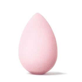 Beautyblender Bubble makeup sponge close-up for seamless blend and precise application