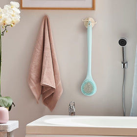 BEDELITE back brush easy to hang for quick drying and organization.