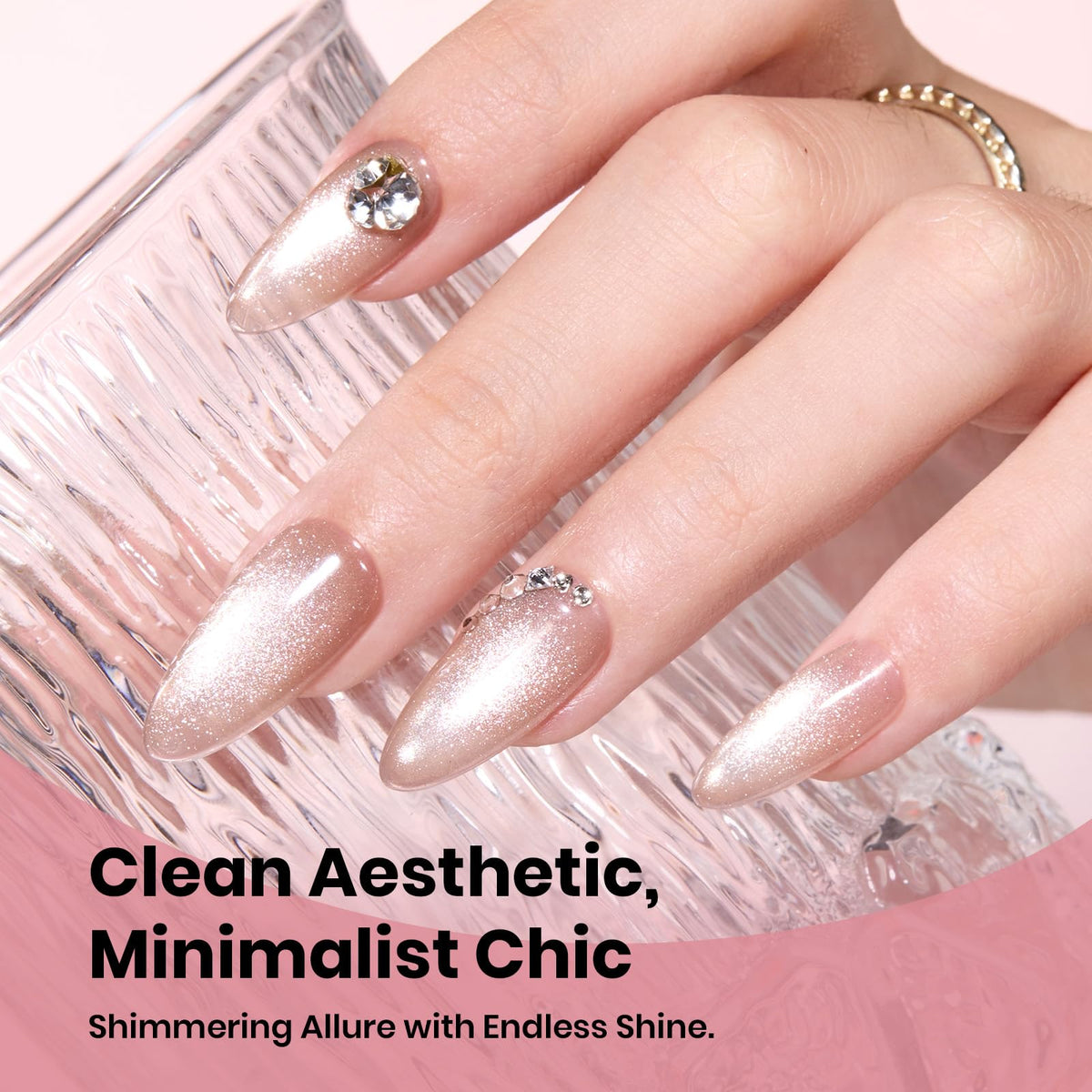 Beetles Soft Beam Cat Eye Coral adds a warm glow to nails and outfits