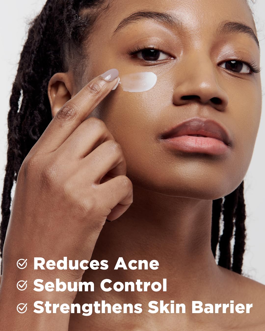 Texture on skin from MadeCera Cream highlighting quick absorption and moisture