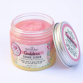 Crystal detail of Bella and Bear Goddess Scrub highlighting sparkling sugar texture.