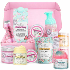 Bella and Bear Spa Gift Set box front in vibrant pink, ideal for gifting