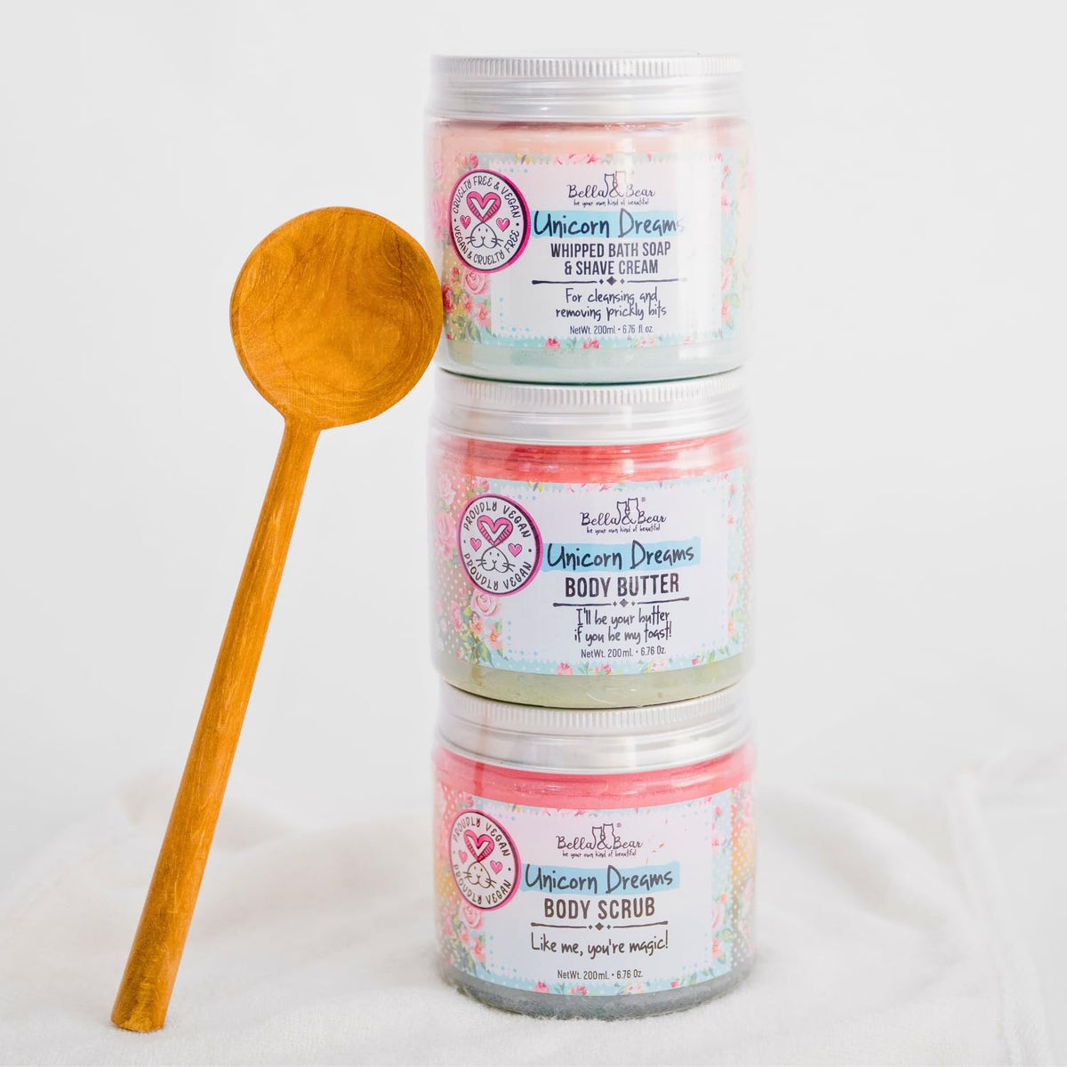 Bella & Bear Unicorn Dreams Whipped Bath Soap packaging highlights vegan cruelty-free claim