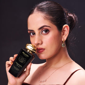 Bellavita Magnetic for Her cedarwood note adds sophisticated warmth.