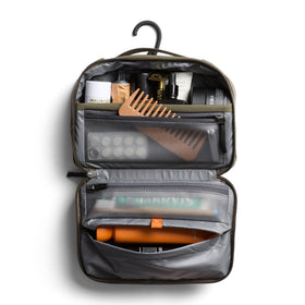 Bellroy Hanging Toiletry Kit toothbrush pocket keeps dental gear tidy on the go.