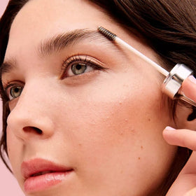 Benefit Fluff Up Brow Wax withstands sweat for waterproof wear.