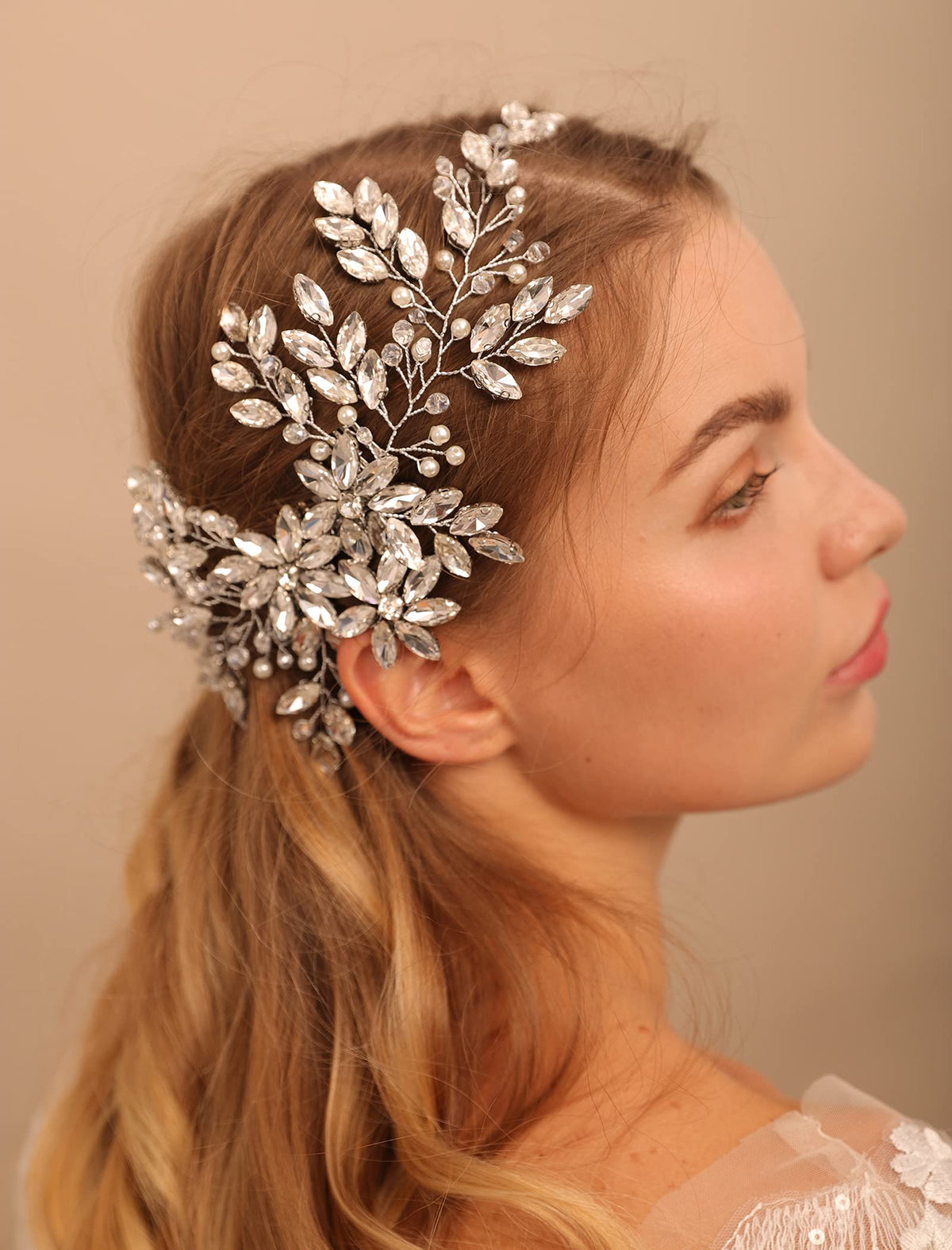 BERYUAN rhinestone flower hair clip detail highlights craftsmanship and sparkle.