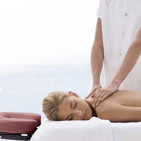 BestMassage PVC leather cover provides soft, wipe-clean surface on the table.