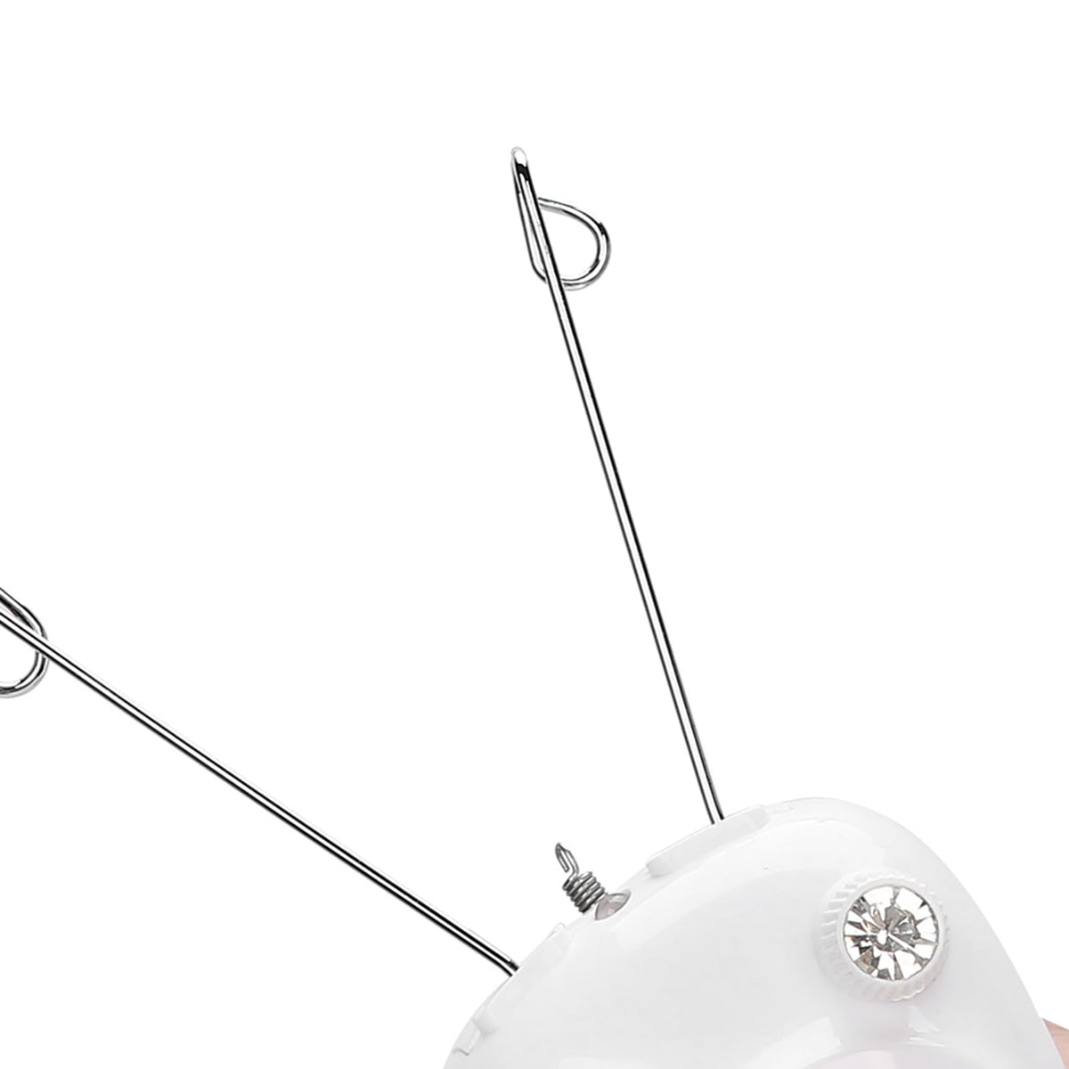 Betued threading epilator in-use demonstrates gentle hair removal action