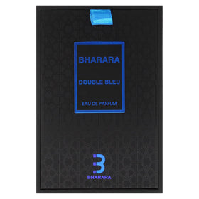 Double Bleu juice visual displays the aromatic fruity blend inside.