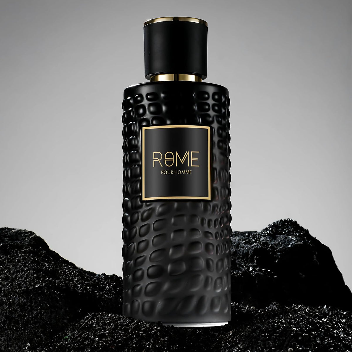 B Bharara Rome Pour Homme base notes deliver lasting masculinity.