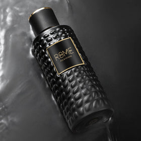 B Bharara Rome Pour Homme woody finish for all-day versatility.
