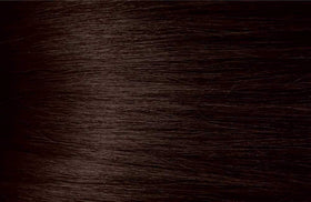 Bigen DB2 Dark Brown cream texture for smooth, oil-rich coverage.