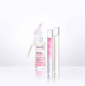 Bioderma SENSIBIO AR+ BI-SERUM texture closeup shows silky formula for comfort.