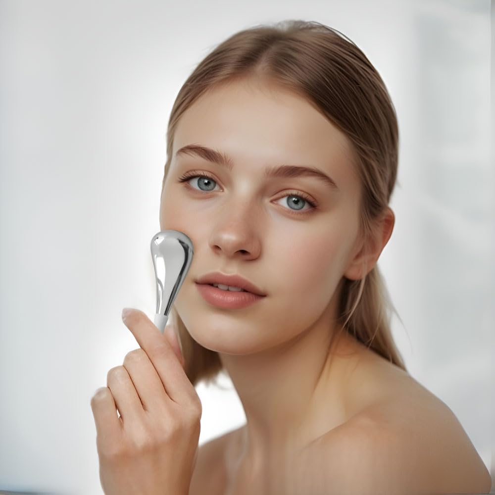 BIOESTHE two-piece set for simultaneous treatment and convenience.