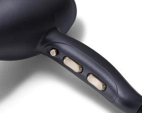 BIO IONIC GoldPro blue removable filter keeps performance consistent during use.