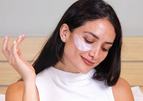 BioRepublic Lost Baggage ingredients highlight: rose water and other actives.