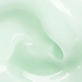 Biotherm Aquasource Hyalu Plump Gel applied to cleansed skin on the face