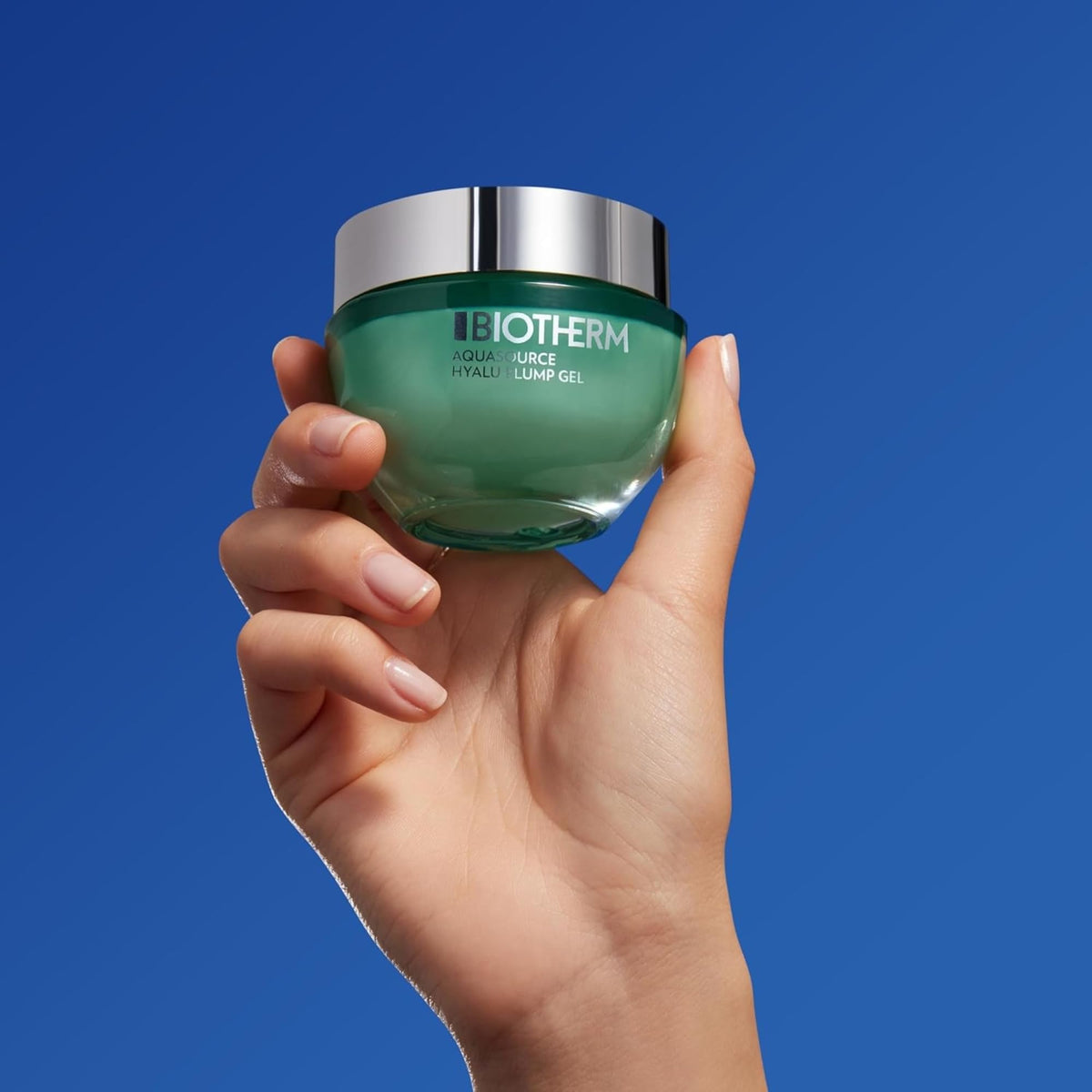 Close-up of Biotherm Aquasource Hyalu Plump Gel texture delivering plump hydration